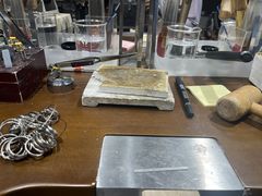-十八字金·银饰·拼豆·开蚌DIY(魏公芳华里店)