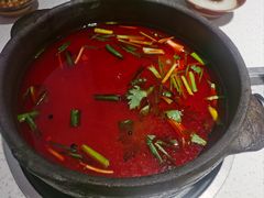 -贵府酸汤牛肉火锅·贵州老字号(飞山街店)