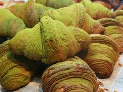 抹茶可颂-Top Impression Bakery Wolli Creek