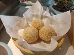 -江边城外烤全鱼(世茂广场店)