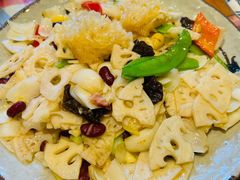 鮮百合炒蓮藕片-龙桥私厨·姜花菊花过桥鱼·顺德菜(容桂店)