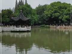 -汇龙潭