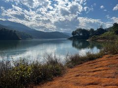 -孔雀湖生态旅游区