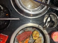 -钱小主·自助回旋烤肉火锅餐厅(东方新天地店)