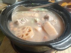 筒骨煲淋洪湖粉莲藕-猪腰一家·地道佛山菜(盐步店)