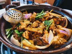 鸡煲-胡须佬鸡煲四季火锅(龙珠大道店)