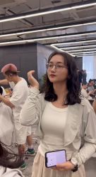 -藤野造型烫染·漂发