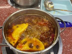 -四囍码头海鲜烧烤自助火锅(外滩南京东路悦荟广场店)