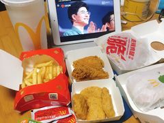 -麦当劳(杭州西湖银泰百货店)