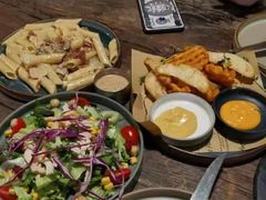 -HIGH FIVE哈福手工汉堡(桂林路店)