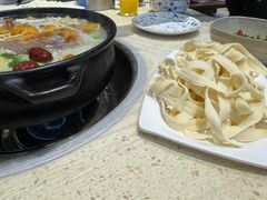 -九寨特色牦牛肉汤锅 羊肉汤锅