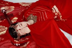 -盘子女人坊古装写真摄影(厦门总店)