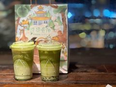 -包整·丝娃娃(一览甲秀楼风景店)