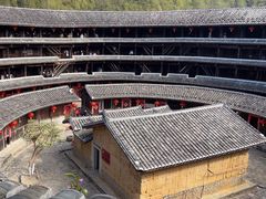-初溪土楼群