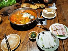 红酸汤锅底-亮欢寨(凯里总店)