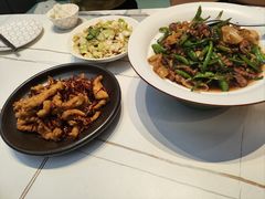 -阿瓦山寨·湘菜现炒·剁椒鱼头王(咸阳总店)