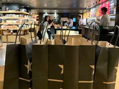 -星巴克臻选(国贸商城首店)