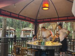 -二荆条·蜀鲜汇城市森林火锅