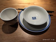 餐具摆设-费大厨辣椒炒肉(万家丽一店)