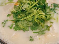 -肥汁米蘭香港米线(长宁来福士店)