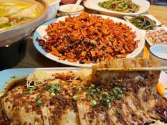 -小三峡食府(西五路店)