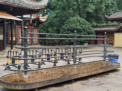 -峨眉山报国寺