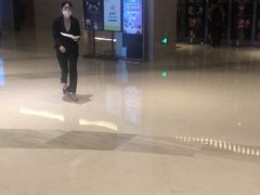 -苏州汇融广场假日酒店
