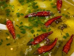 酸菜小鱼-渝是乎酸菜鱼(龙旗购物中心店)