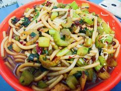 -玲玲米粉·新疆现炒米粉(大十字总店)