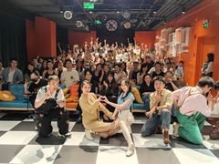 -瑞虹新天地月亮湾