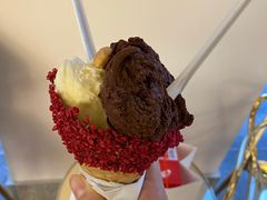 -VENCHI 闻绮(上海佛罗伦萨小镇店)