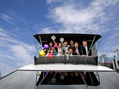 -北外滩百艇汇游艇俱乐部