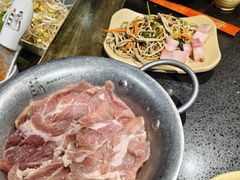 -宽板凳老灶火锅(台湾街店)