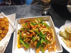 -泉味道贵州厨房(三里河店)
