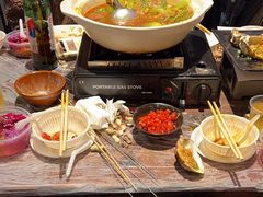 -老街烧烤大排档·地道湖北菜·龙虾馆(汉口火车站店)
