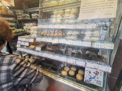 -白玉兰食品(汇联商厦店)