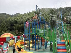 -虎啸峡漂流