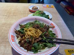 -阿当·小炒牛肉面(人广店)