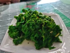 -天天向上素食餐厅(五台山店)