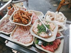 滑肉-化龙桥九宫格火锅(清水河店)