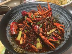 -肥肥虾庄·金牌油焖大虾(汉街SKP店)