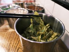 老坛酸辣椒-白露塘杀猪粉(药王街店)