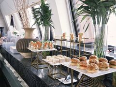 -三亚湾海居铂尔曼度假酒店