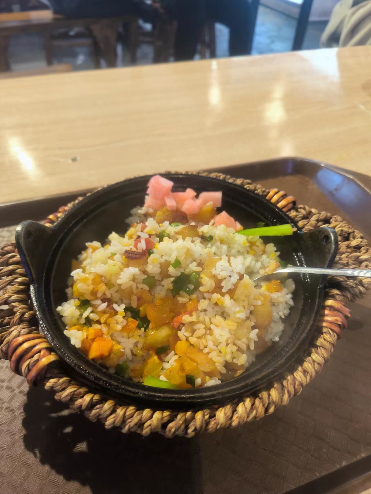 砂锅饭 小时候的味道 洋芋饭好吃的啊!