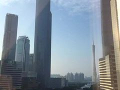 -广州富力君悦大酒店空中花园