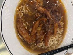 Squid&nbsp;figurine&nbsp;noodles-龙城冰室(旺角)