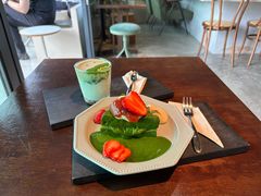-luutosa  cafe & tea 鹿兔山