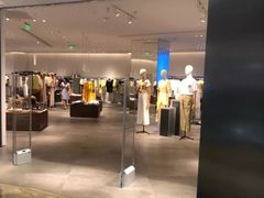 -URBAN REVIVO(大信新都汇店)