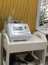 -再出发防脱发白发理疗中心