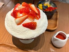 草莓纷纷雪-糖纸甜品(印象城店)